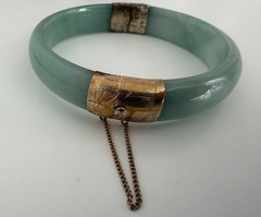 Vintage Genuine Natural Jadeite Jade Hinged Bangle Bracelet 60mm Safety Chain