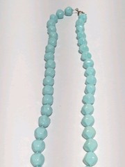 Vintage Blue Round Faceted Acrylic Bead Necklace 17″. Retro Style.