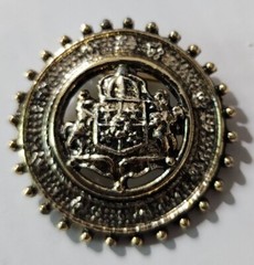 Signed Vintage Blackened Antiqued Alloy Metal Retro Royal Coat of Arms Brooch