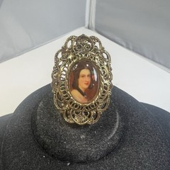 Vintage Gerrys Cameo Victorian Portrait Brooch Pin