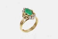 18K Yellow Gold Jade & Diamond Estate Cocktail Ring