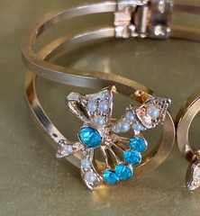 Vintage Oleg Cassini 3 Piece 24K Gold Plated & Blue Crystal Set w/ Original Box