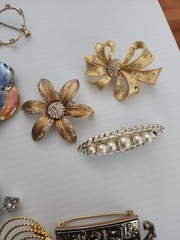 Vintage Costume Jewelry Lot of 50+ Brooches Rhinestone Enamel Floral Hearts Etc