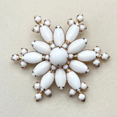 Vintage Milk Glass Brooch Gold Tone White Snowflake Mid Century Domed Large 2.5″