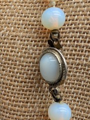 VINTAGE OPALITE OR OPALINE OPALESCENT GLASS BEAD NECKLACE HAND KNOTTED 23″