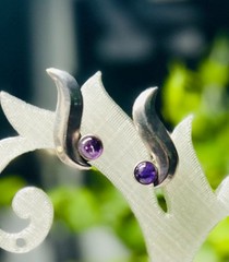 Vintage Mexico Sterling Modernist Amethyst Cabochon Screw Back Earrings