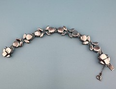 Vintage Austria Crystal Bracelet LG Dentelle Prong Set Silver Tone Safety Chain