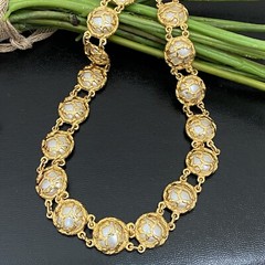 Vintage Faux Pearl Encased Medallion Gold-plated 18-inch Chunky Collar Necklace