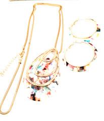 Vtg 80s Gold Tone Multi Color Resin Teardrop 29 In Necklace w Matching Earrings
