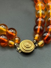 Vintage Castle cliff Amber-Lucite Bead Necklace 15.5” Graduated Brown Yellow