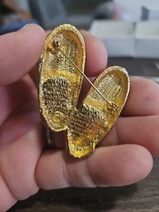 Vintage Mode Art Ruby Slippers Brooch Pin Wizard of Oz & Magnet