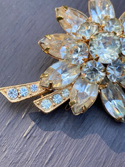 VTG Eisenberg Ice Clear Rhinestone Floral Spray Brooch And Earrings Set WOW!!!!