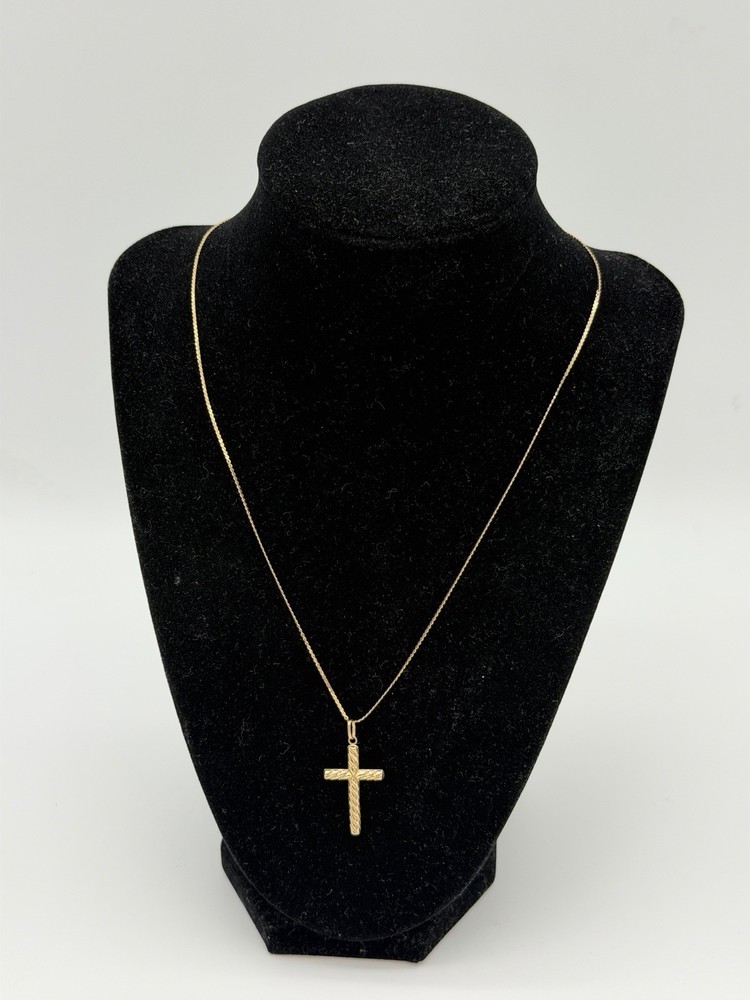 14K Yellow GOLD 2.4g Necklace Double Flat Serpentine Chain 10k Gold Cross 18”
