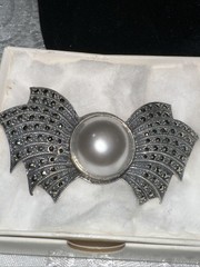 Vintage Judith Jack Sterling Silver 925 Marcasite and Faux Pearl Bow Brooch