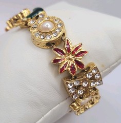 Vintage Christmas Slide Charm Bracelet Gold Tone Rhinestones Enamel Tree Gift 7″