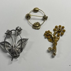Vintage Floral Brooch Lot of 3 READ Mixed Metals Gold Silver Glass Stone Pins