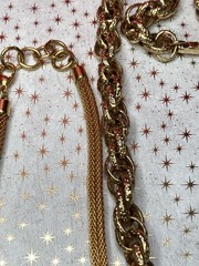 VINTAGE! Unbranded Gold-Tone Chains Lot of FOUR Excellent Condition!