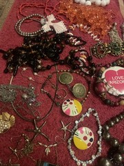 Lot Vintage Costume Jewelry Modern Mixed Wear Craft Resell Necklace Earrings Etc