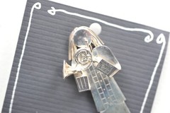 Brooch 3D Artisan Signed man music musician jazz blues N12