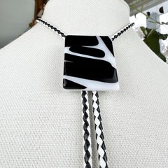 Stunning Vintage Black & White Artist Signed Fused Glass Western Bolo Tie