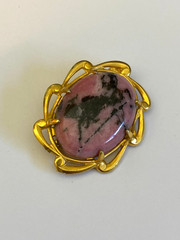 Vintage Signed JJJ 1/20 12K Gold Filled Genuine Rhodonite Brooch Pin