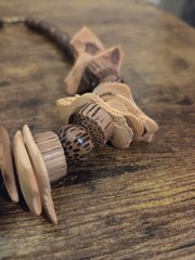 1970s BOHO STATEMENT NECKLACE COCONUT BEADS VINTAGE JEWELRY