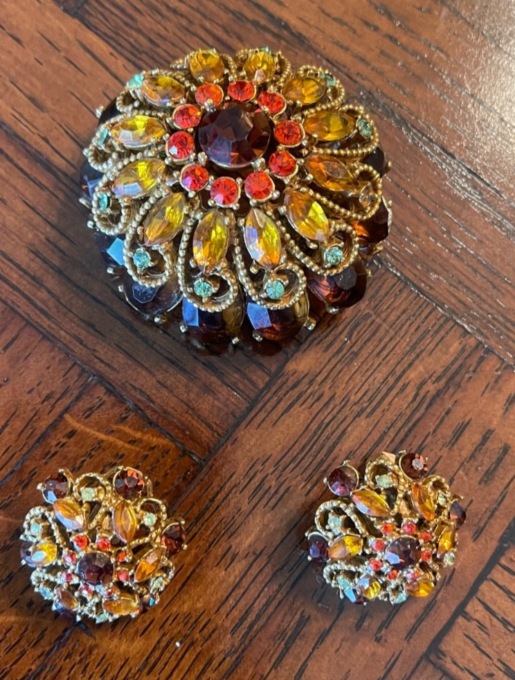 SIGNED CAPRI 50s 1950’s 1960’s 60s Vintage Rhinestone Pin Brooch & Earrings Set