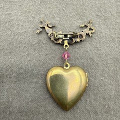Vintage Heart Shaped Filigree Floral Pendant Pinback Locket Gold Tone