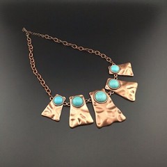 Vtg Necklace Dyed Howlite Hammered Copper Tone Metal Southwestern Style 16-18”L