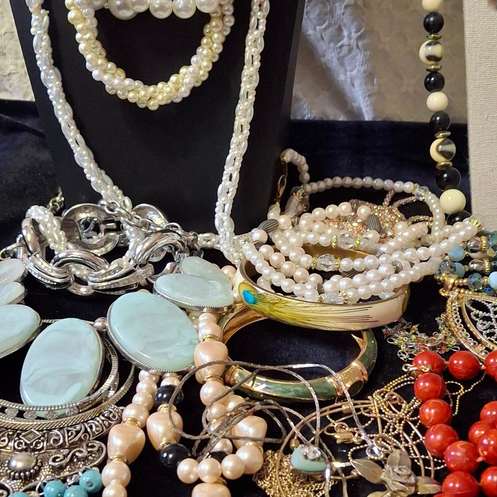 Vintage Jewelry Lot All Wearable 71 Pieces