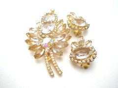 D & E Juliana Leaf Brooch & Earrings Set with Clear & Ab Rhinestone Vintage Pin