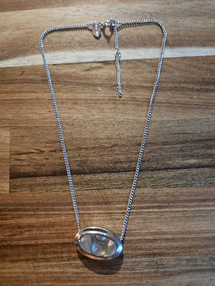 Vtg 1970s Avon Silver-Tone Abalone Shell Mother of Pearl Slider Pendant Necklace