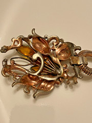 vintage early trifari necklace and bracelet set. as found. unsigned but pictured