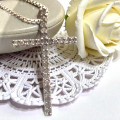 Vintage 925 Sterling Silver Cubic Zirconia Cross Pendant Necklace, 17.5″