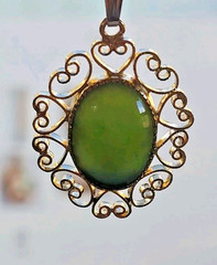 Title Vintage Sorrento 1/20 12KT Gold Filled Green Cabochon Filigree Pendant