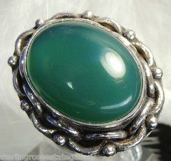 Vintage Chrysoprase 1 1/8″ Sterling Silver 0.925 Cocktail Band Ring size 7.5