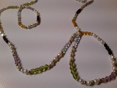 Vintage beaded necklace – clasp marked 14K RTT — 42″