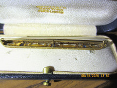14k Gold Bar Pin Brooch With 3 Round Sapphires W Blue VTG Tiffany Box 4.5 grams