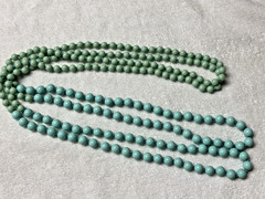 Vintage 2 Tone Pastel Blue Green 90″ Bead Necklace n0110