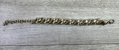 Vintage Unbranded Gold Tone Chunky Bracelet Chain Link Lobster Close