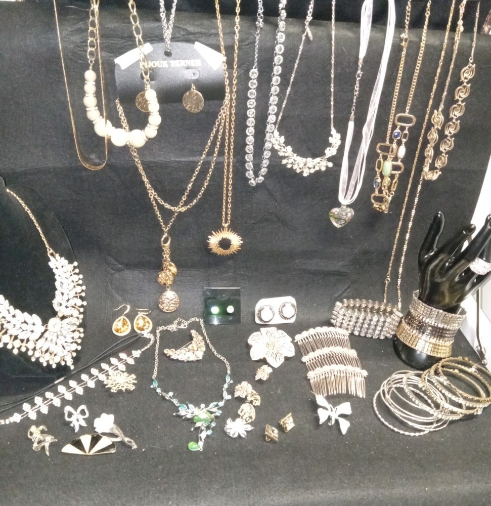 Vintage 2 Modern Costume Jewlery Rhinestone Lot Necklaces Bracelets Pins & More!