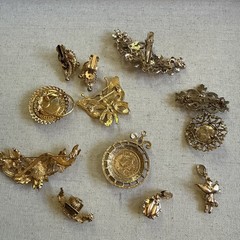 Vintage Style Jewelry Lot Gold Tone Brooch Earrings Charms Watch Mixed