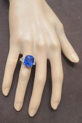 Vintage 18k Platinum Engagement Ring 10.41CT.Natural Cushion Blue Sapphire GIA