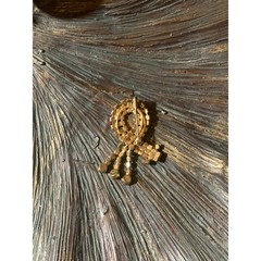 Elegant Vintage-Style Gold Tone & Black Rhinestone Brooch Pin
