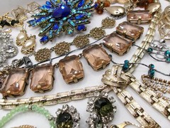 Vintage~Mod Estate Costume Jewelry Lot~AVON~CORO~JERI LOU~J CREW~SARAH~PARK LANE