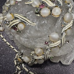Vintage Unsigned Demi Parure Necklace & Earrings