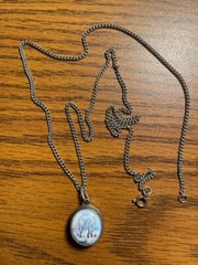 Vintage Russian Hand Made Enamel Rostov Finift Oval Opening Pendant-Medallion