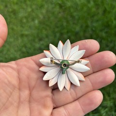 Vintage 1960s Mod Flower Power Enamel Daisy Brooch Statement Piece Summer