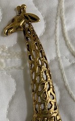 Graziano Brass Giraffe Brooch, beautiful cutwork. 5″ long, beautiful – Signed!