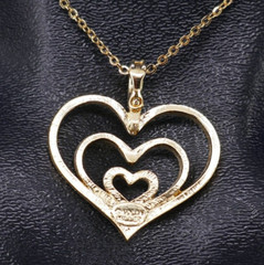 NOLAN MiLLER PAVE RHiNESTONE GOLD GRACiOUS LOVE TRiPLE HEART PENDANT NECKLACE